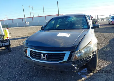 2008 Honda Accord 2.4 Lx-P из США, поврежденный, VIN 1HGCP26418A132044